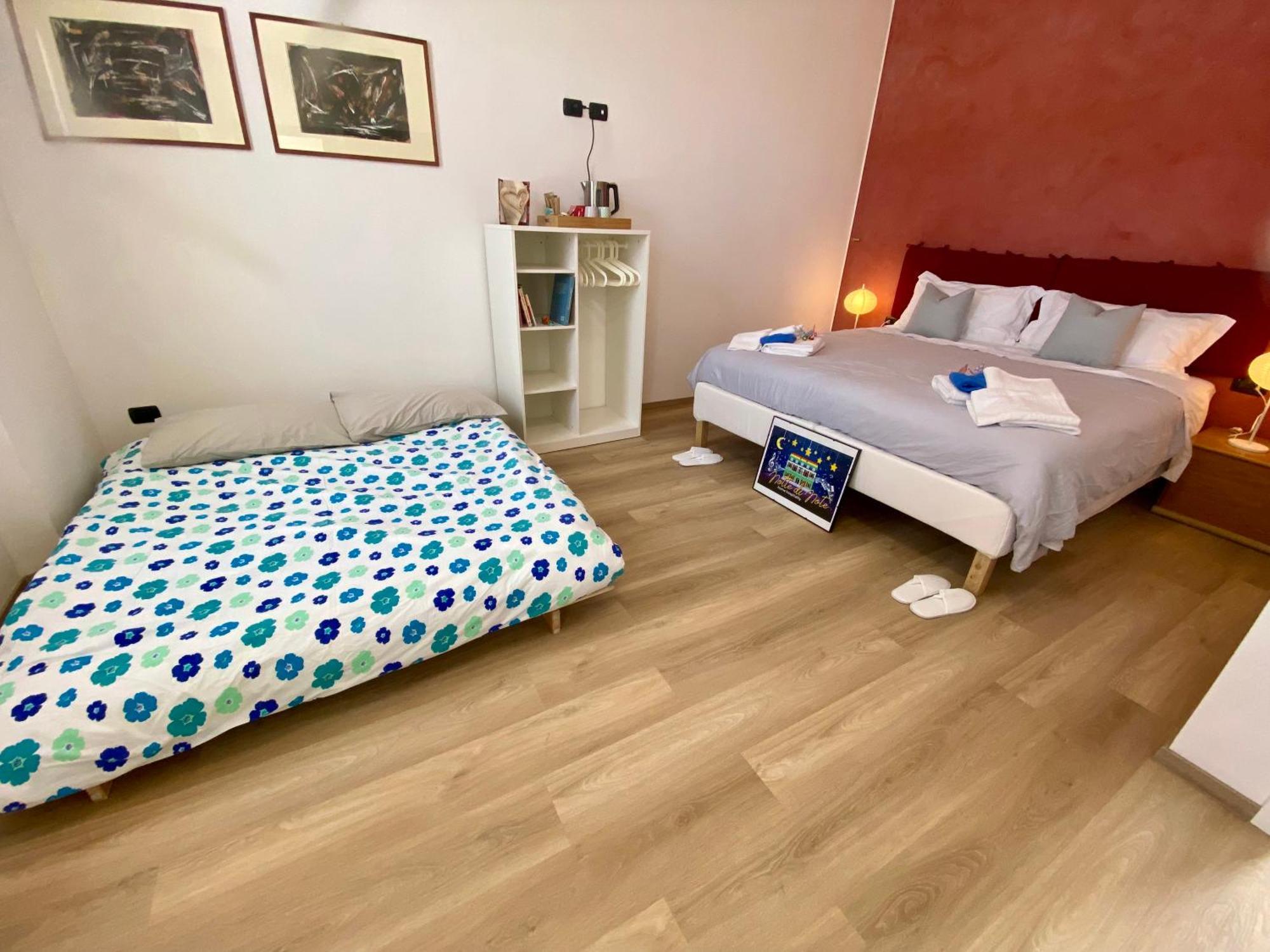 Notte Di Note - Home Hospitality บุสโตอาร์ซีซีโอ ภายนอก รูปภาพ