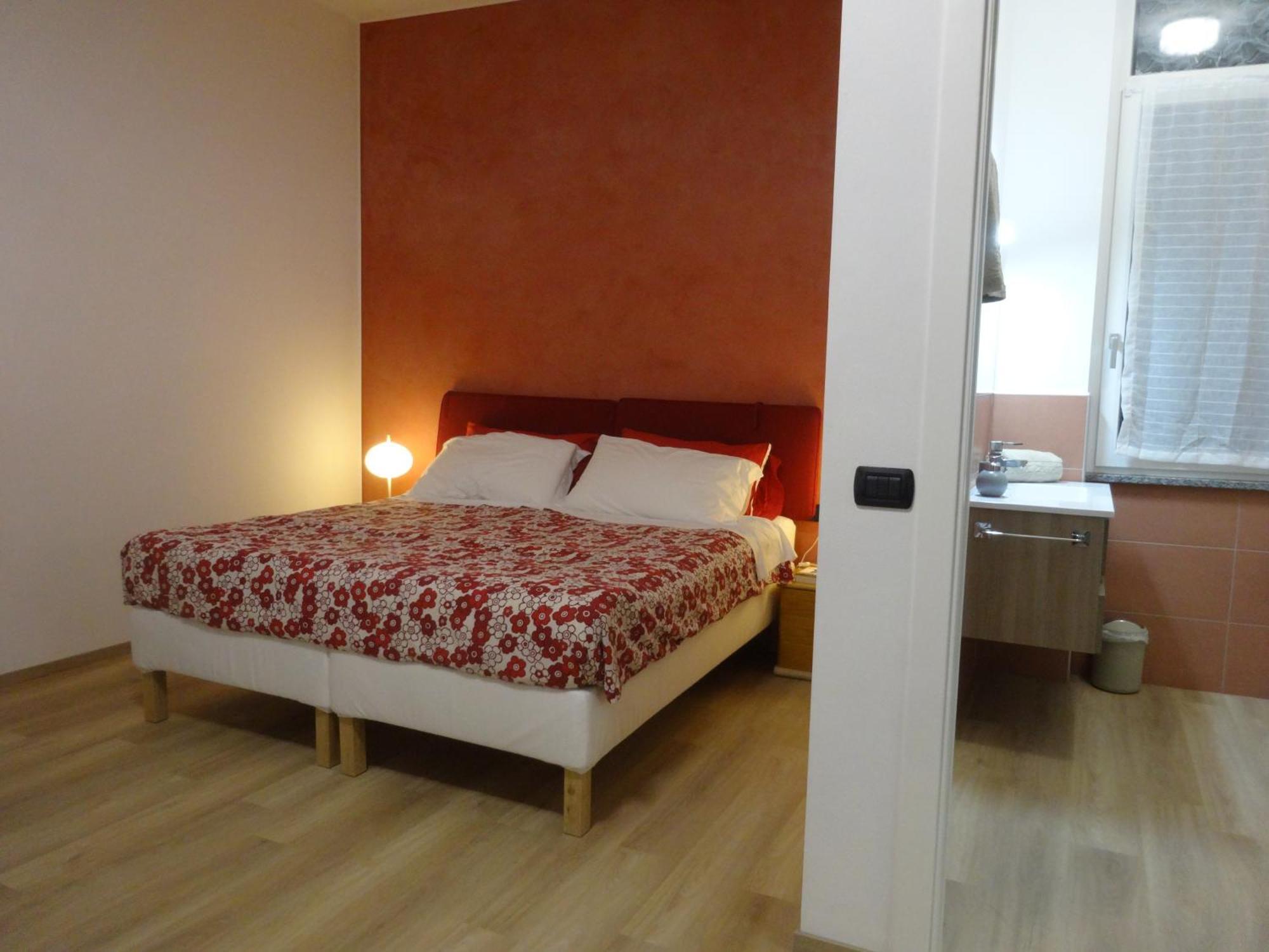 Notte Di Note - Home Hospitality บุสโตอาร์ซีซีโอ ภายนอก รูปภาพ