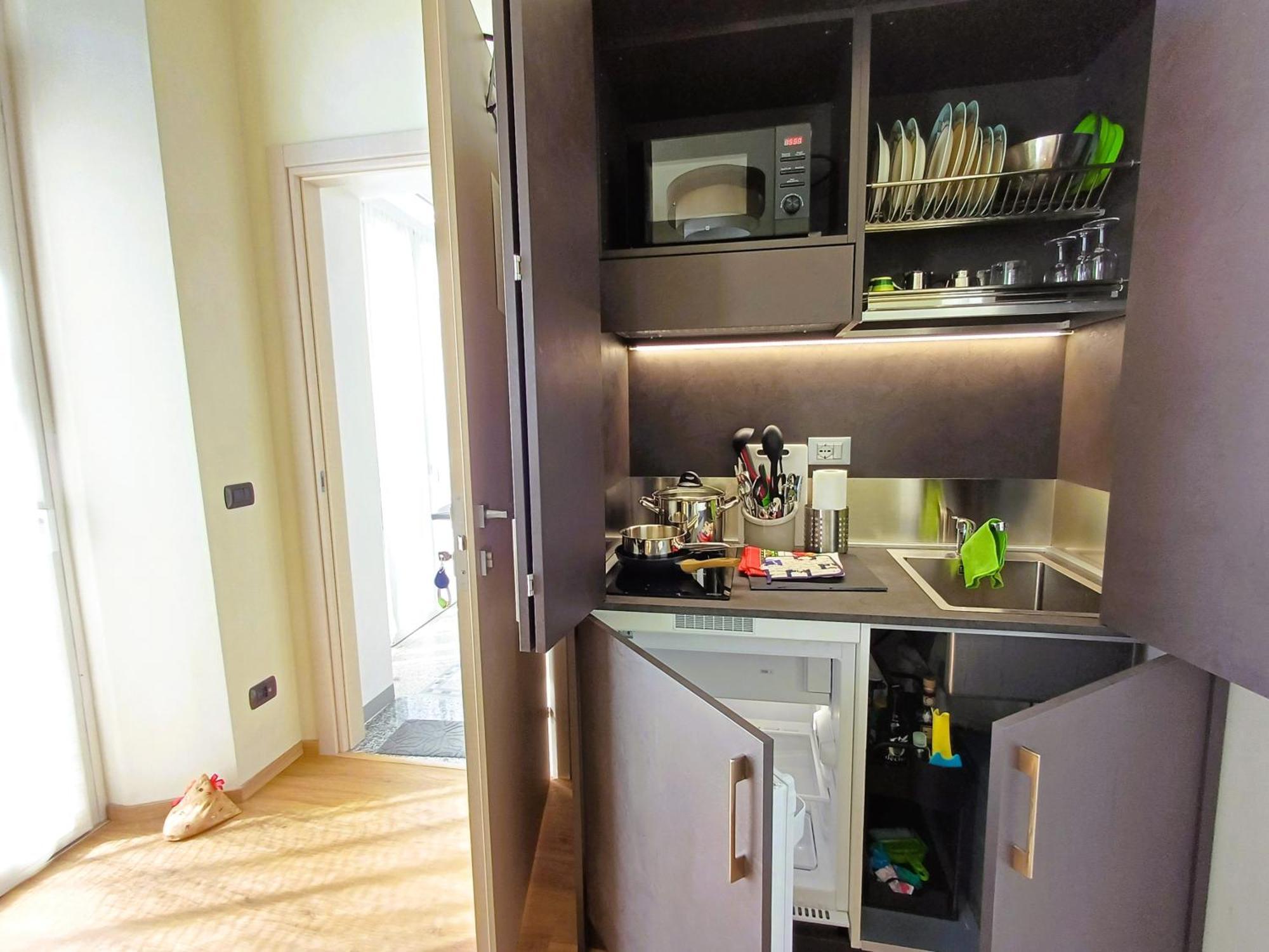 Notte Di Note - Home Hospitality บุสโตอาร์ซีซีโอ ภายนอก รูปภาพ