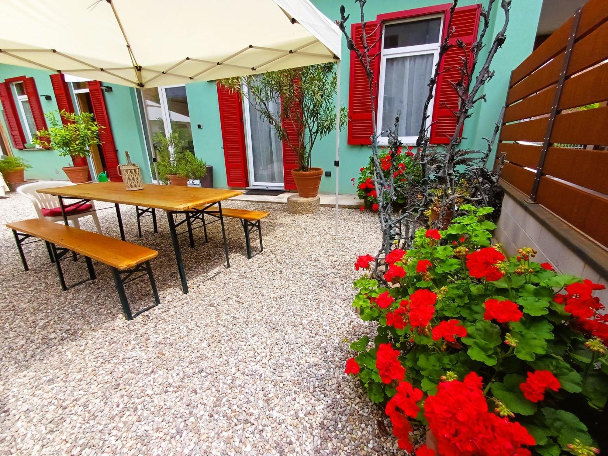 Notte Di Note - Home Hospitality บุสโตอาร์ซีซีโอ ภายนอก รูปภาพ