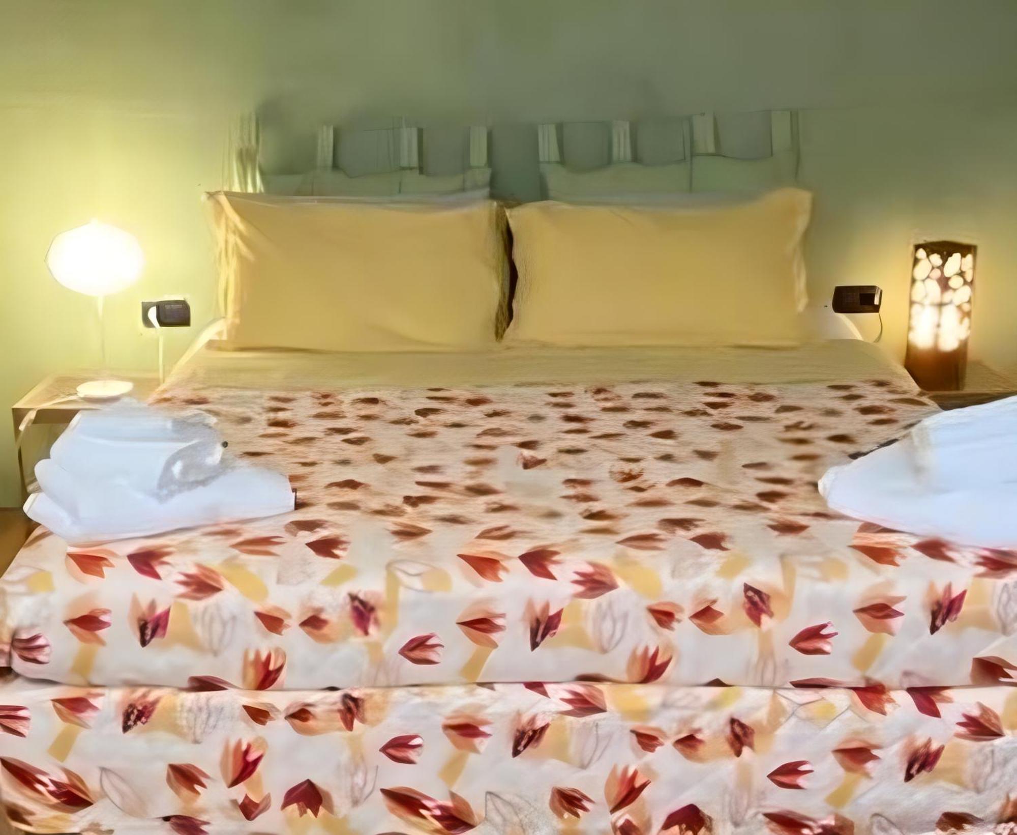 Notte Di Note - Home Hospitality บุสโตอาร์ซีซีโอ ภายนอก รูปภาพ